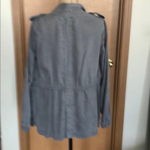 BKE light weight jacket - Picture 4 of 6